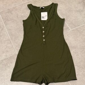 Forever 21 Women Forest Green Sleepwear Romper